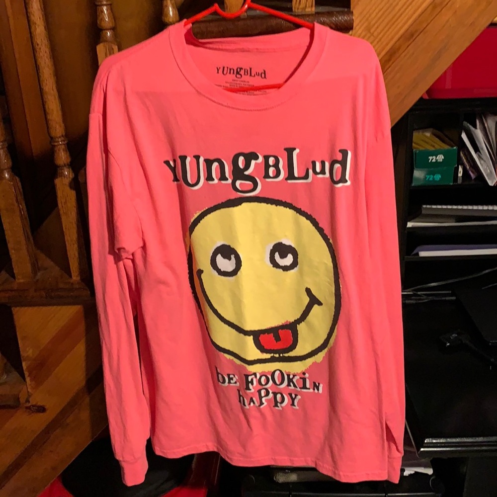 Funny long sleeve T-shirt worn once